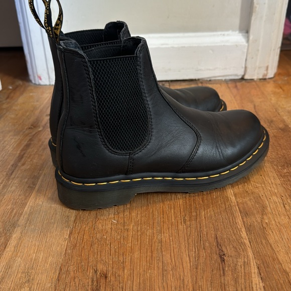 Dr marten Chelsea boot - Picture 3 of 6